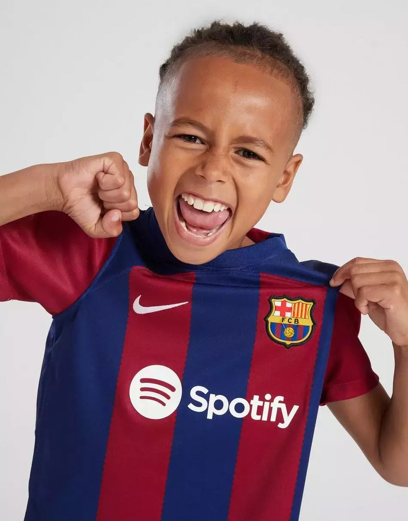 Kit Infantil Barcelona Titular 23/24